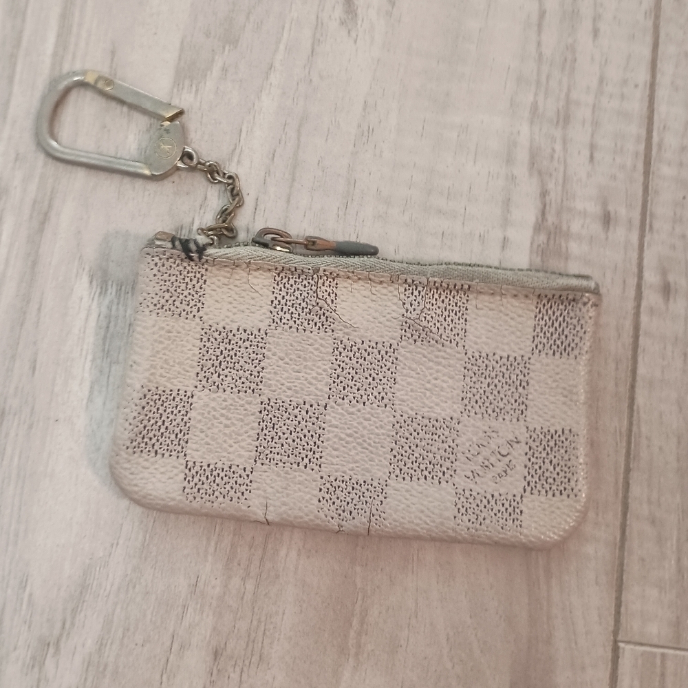Authentic Louis Vuitton Coin case Mini Purse Damier Azur White Key Chain Leather